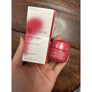 Shiseido Essential Energy Hydrating Cream MINI .53oz, 15ml New in Box